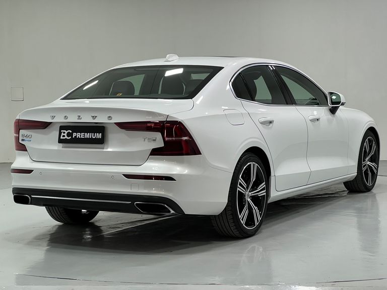 Volvo S60 T-5 INSCRIPTION 2.0 254cv 4p