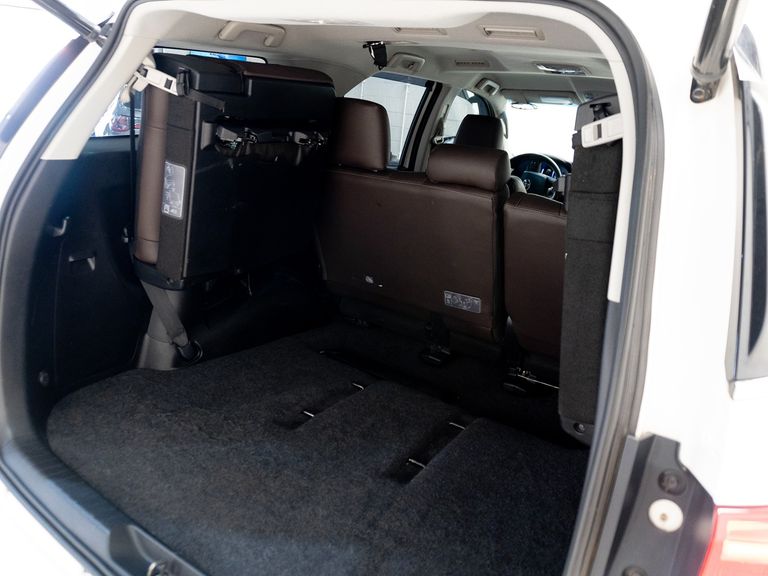 Toyota Hilux SW4 SRV 4x2 2.7 Flex 16V Aut.