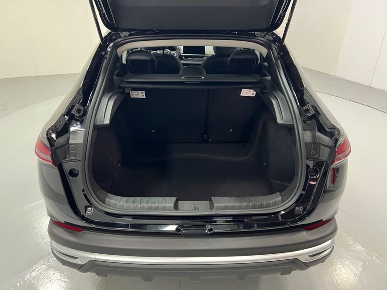 Fiat Fastback Audace 200 TB Aut (Hibrído)