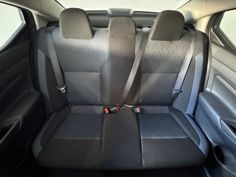 Nissan VERSA Sense 1.6 16V Flex Aut.