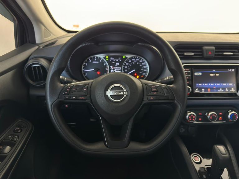 Nissan VERSA Sense 1.6 16V Flex Aut.