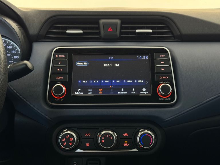 Nissan VERSA Sense 1.6 16V Flex Aut.