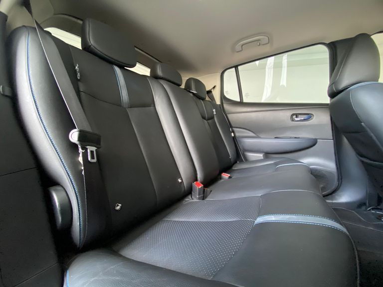 Nissan LEAF Aut. (Elétrico)