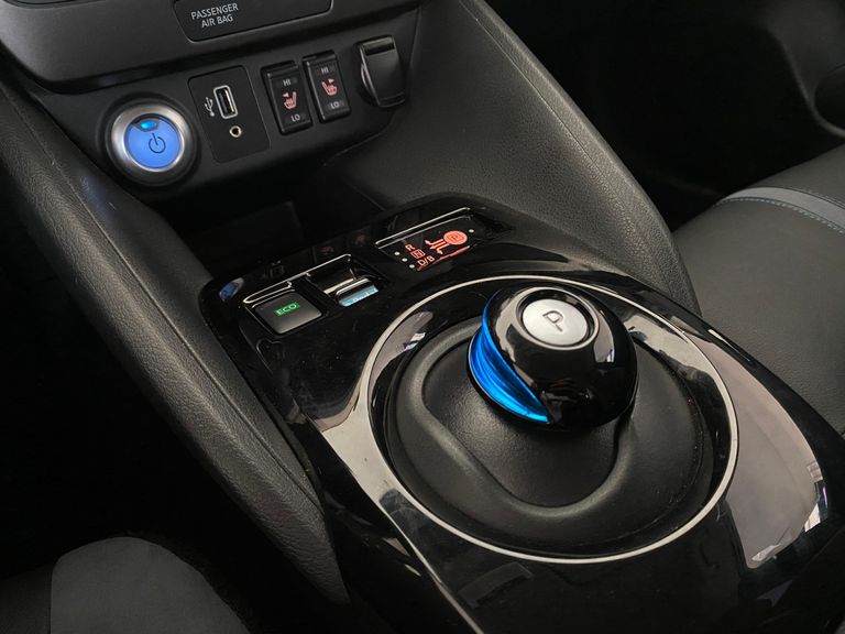 Nissan LEAF Aut. (Elétrico)