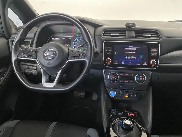 Nissan LEAF Aut. (Elétrico)