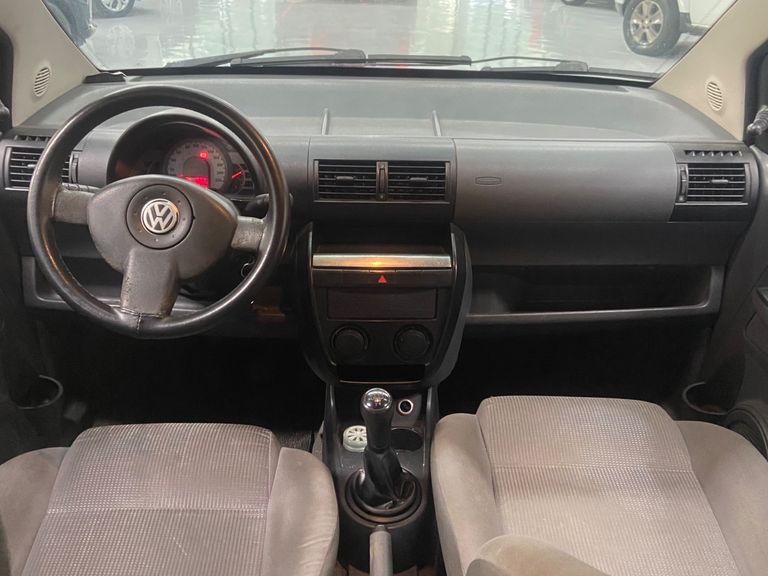 VolksWagen Fox Plus 1.6Mi/ 1.6Mi Total Flex 8V 3p