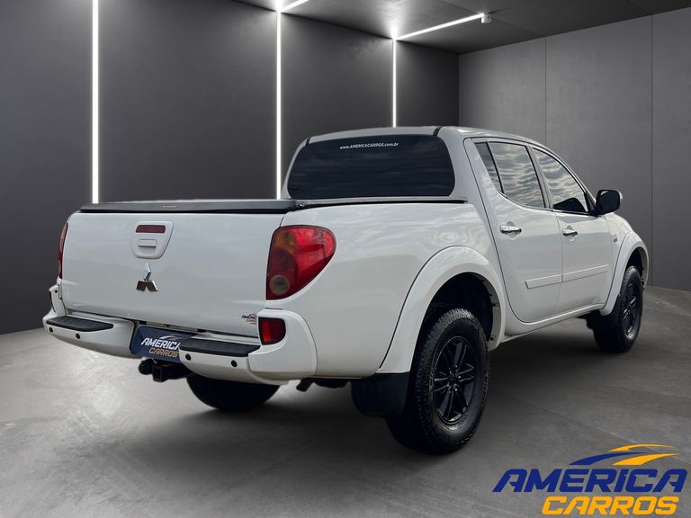Mitsubishi L200 Triton HPE 3.2 CD TB Int.Diesel Mec