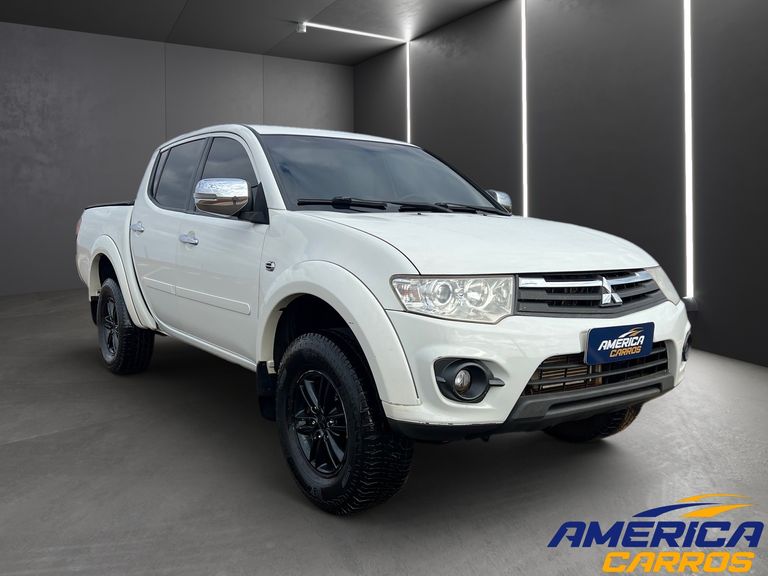 Mitsubishi L200 Triton HPE 3.2 CD TB Int.Diesel Mec