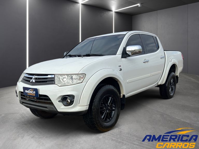 Mitsubishi L200 Triton HPE 3.2 CD TB Int.Diesel Mec