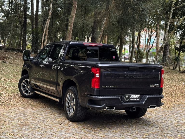 Chevrolet Silverado High Country 5.3 V8 AWD Aut.