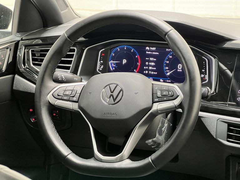 VolksWagen Nivus Highline 1.0 200 TSI Flex Aut.