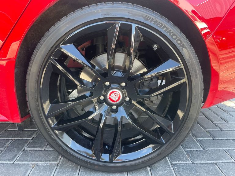 Jaguar XE 2.0 Turbocharged R-Sport Aut.