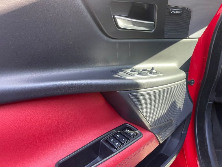 Jaguar XE 2.0 Turbocharged R-Sport Aut.