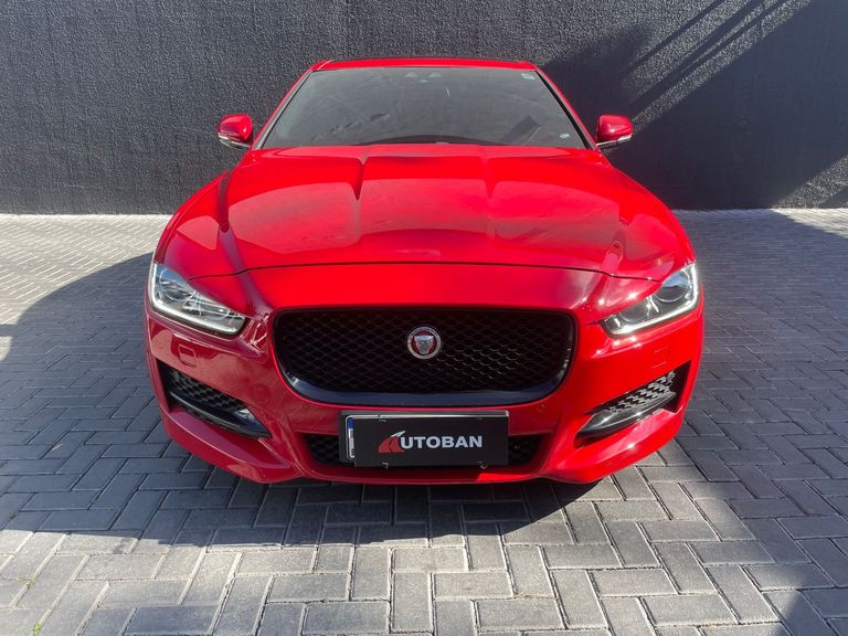 Jaguar XE 2.0 Turbocharged R-Sport Aut.