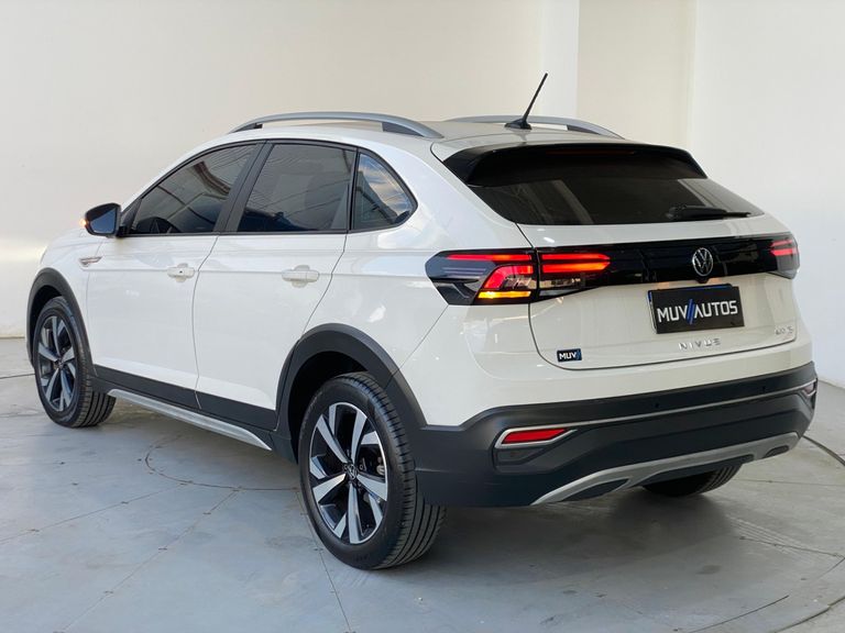 VolksWagen Nivus Highline 1.0 200 TSI Flex Aut.