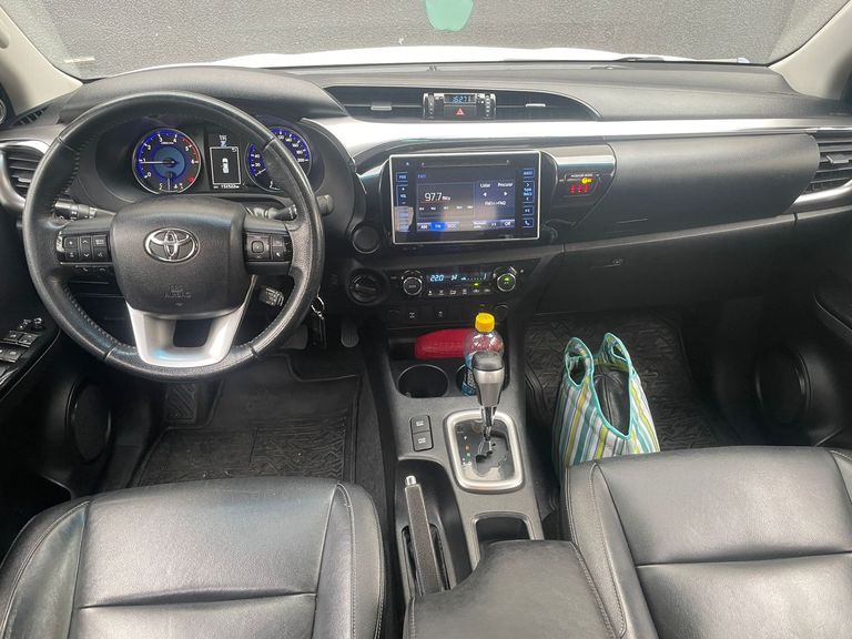 Toyota Hilux CD SRV 4x4 2.8 TDI Diesel Aut.