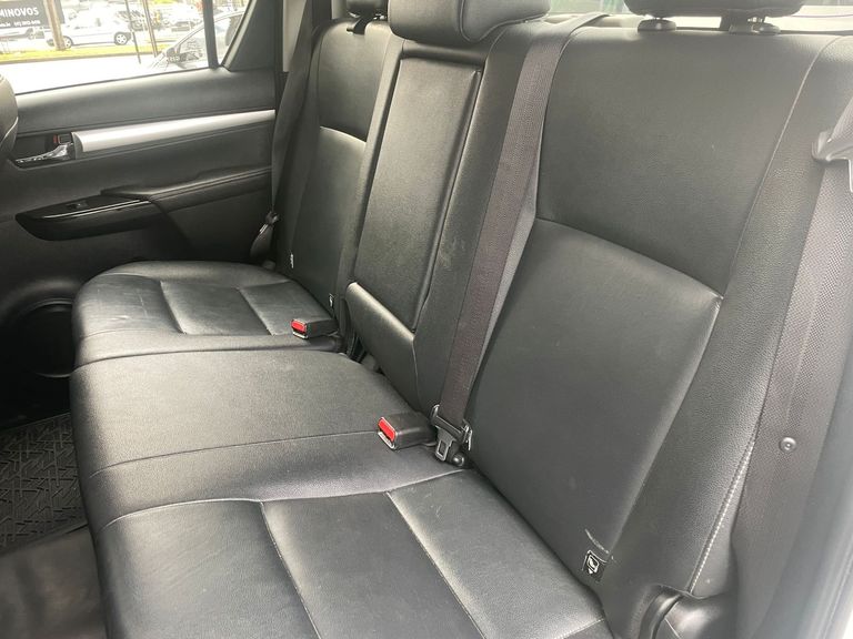 Toyota Hilux CD SRV 4x4 2.8 TDI Diesel Aut.
