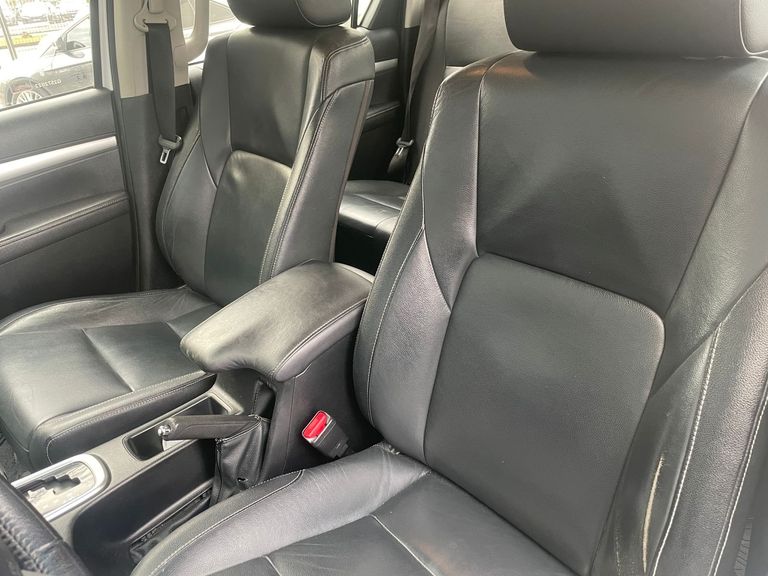 Toyota Hilux CD SRV 4x4 2.8 TDI Diesel Aut.