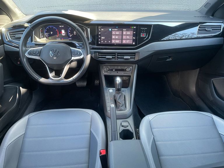 VolksWagen Nivus Highline 1.0 200 TSI Flex Aut.
