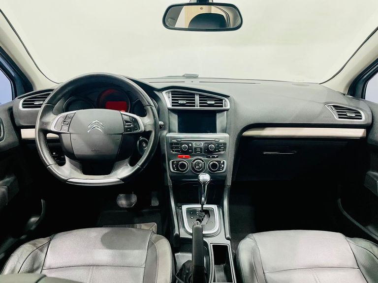 Citroën C4 LOUNGE Tendance 1.6 Turbo 4p Aut