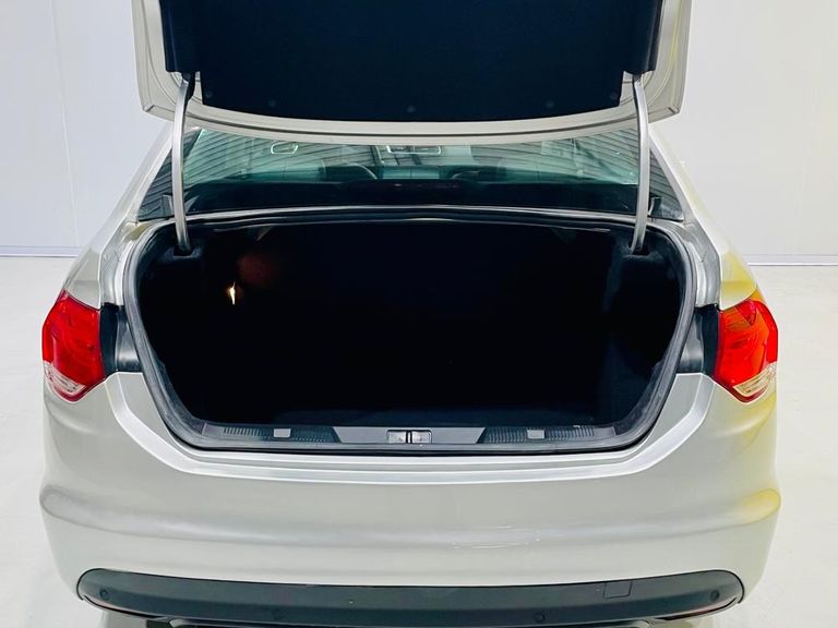 Citroën C4 LOUNGE Tendance 1.6 Turbo 4p Aut