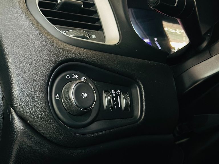 Jeep Renegade1.8 4x2 Flex 16V Aut.