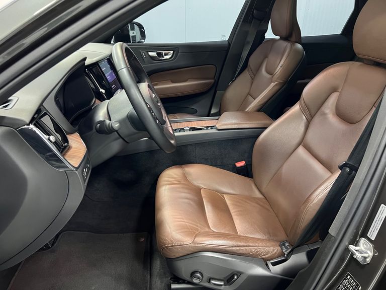 Volvo XC 60 T-8 HÍBRIDO INSC. EXPRESS. 2.0 AWD