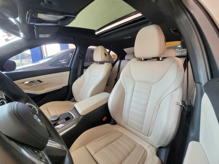 BMW 320iA 2.0 TB M Sport A.Flex/M.Sport 4p