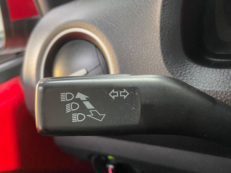 VolksWagen up! take 1.0 Total Flex 12V 5p
