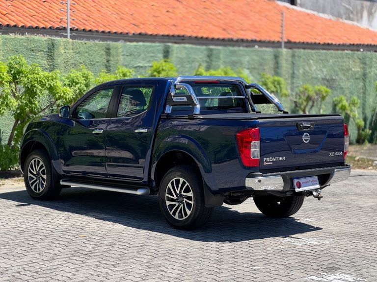 Nissan Frontier XE CD 4x4 2.3 Bi-TB Diesel Aut.