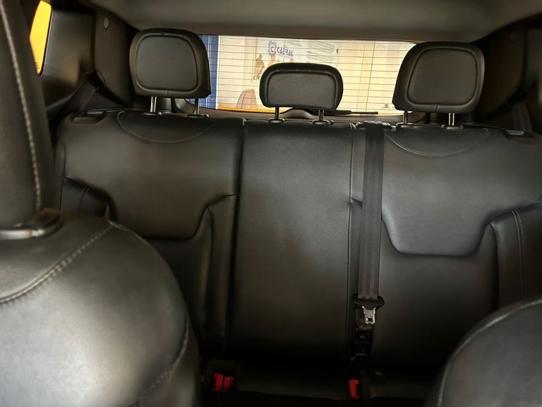 Jeep Renegade Longitude 1.8 4x2 Flex 16V Aut.