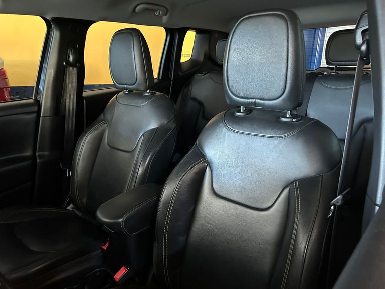 Jeep Renegade Longitude 1.8 4x2 Flex 16V Aut.