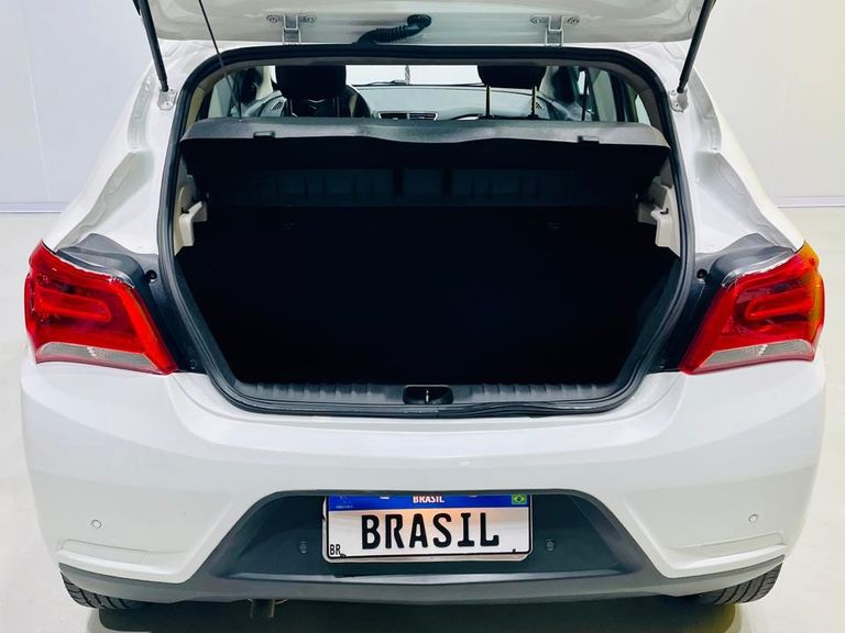 Chevrolet ONIX HATCH LT 1.4 8V FlexPower 5p Mec.