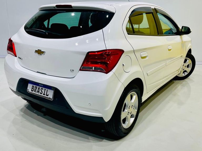 Chevrolet ONIX HATCH LT 1.4 8V FlexPower 5p Mec.
