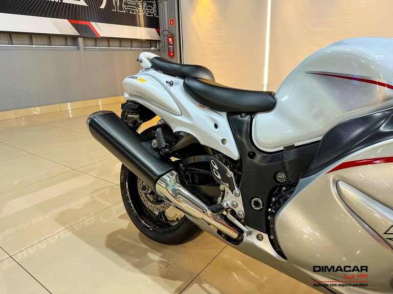 SUZUKI GSX 1300-R HAYABUSA