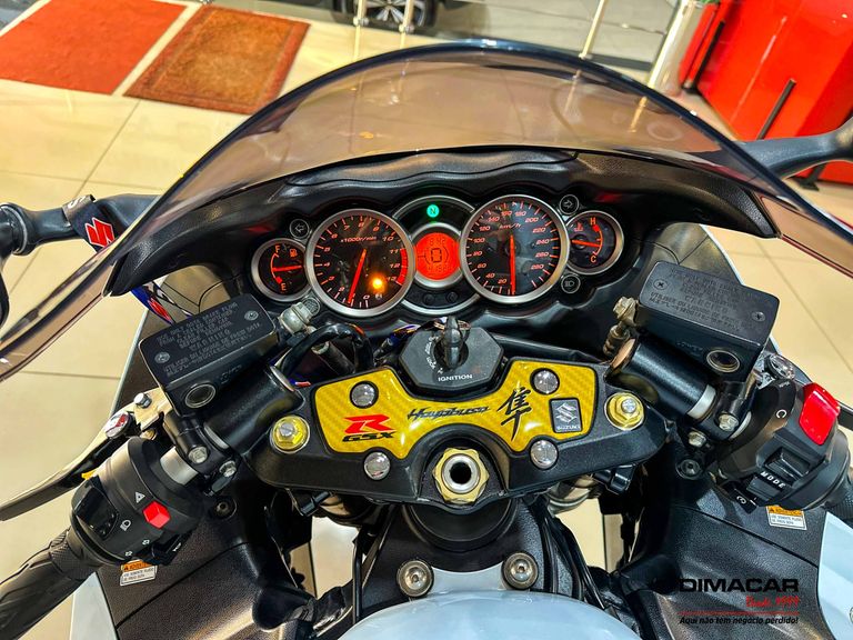 SUZUKI GSX 1300-R HAYABUSA