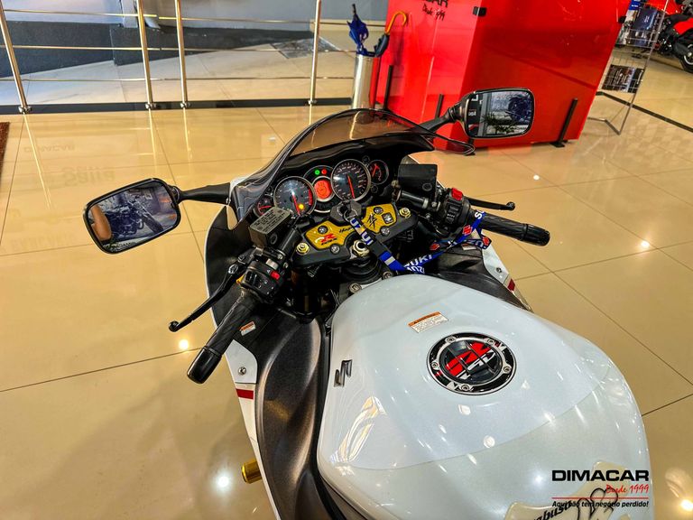 SUZUKI GSX 1300-R HAYABUSA