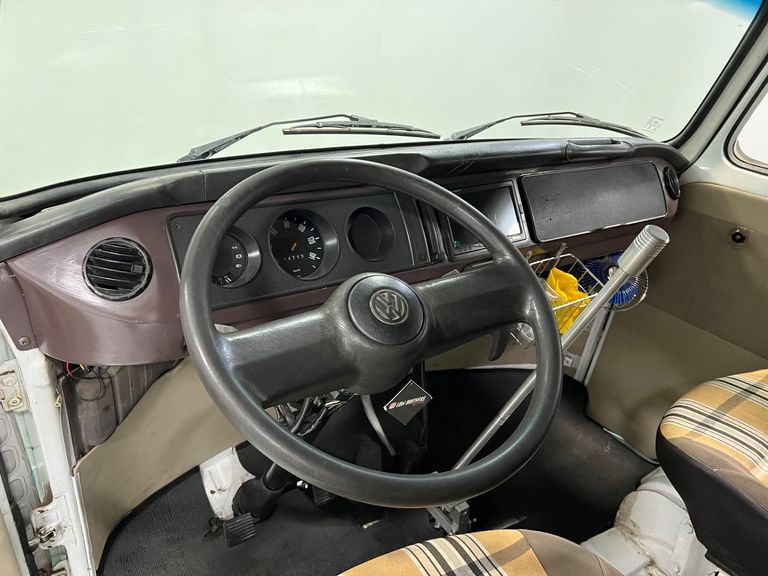 VolksWagen Kombi Furgão