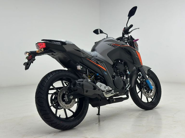 YAMAHA FZ25 250 FAZER CONNECTED