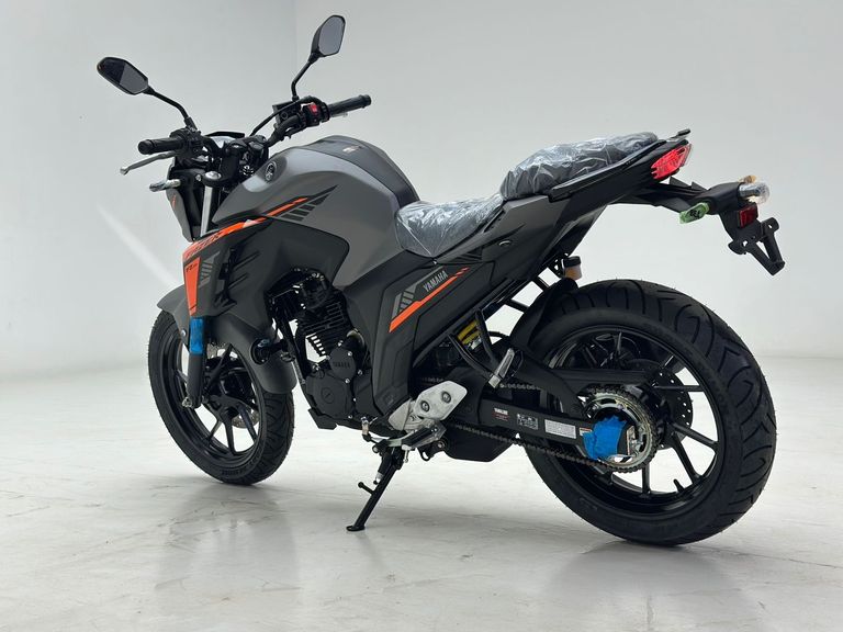 YAMAHA FZ25 250 FAZER CONNECTED