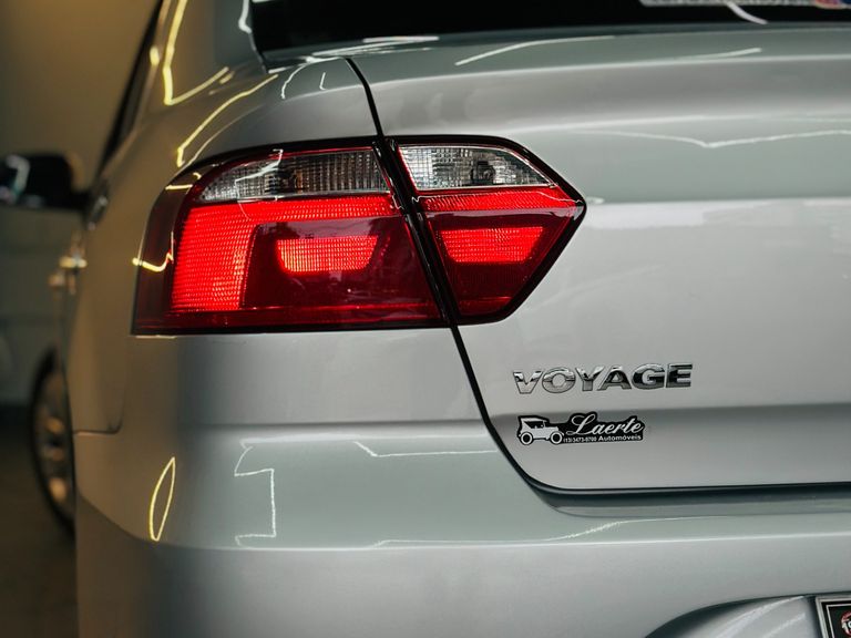 VolksWagen VOYAGE 1.6 MSI Flex 16V 4p Aut.