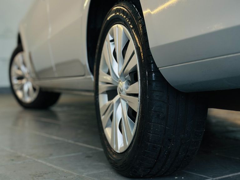 VolksWagen VOYAGE 1.6 MSI Flex 16V 4p Aut.