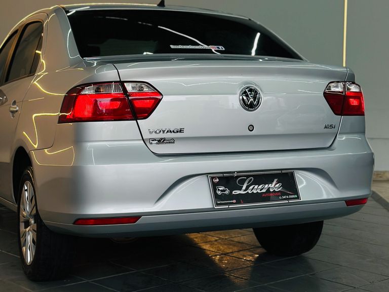 VolksWagen VOYAGE 1.6 MSI Flex 16V 4p Aut.