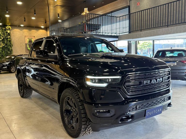 RAM 1500 LIMITED NIGHT EDITION 5.7 4x4 Aut.