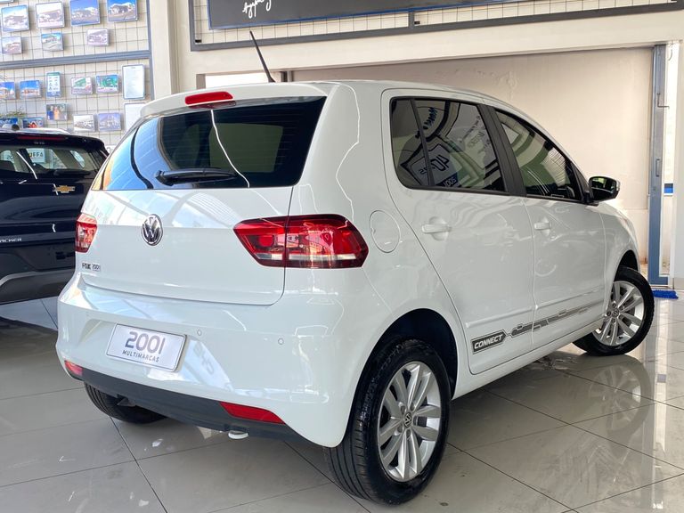 VolksWagen Fox Connect 1.6 Flex 8V 5p