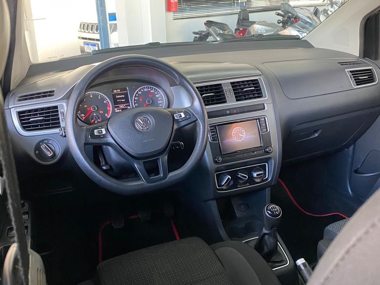 VolksWagen Fox Connect 1.6 Flex 8V 5p