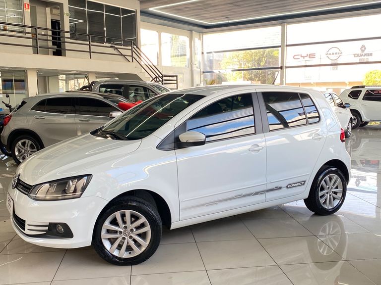 VolksWagen Fox Connect 1.6 Flex 8V 5p