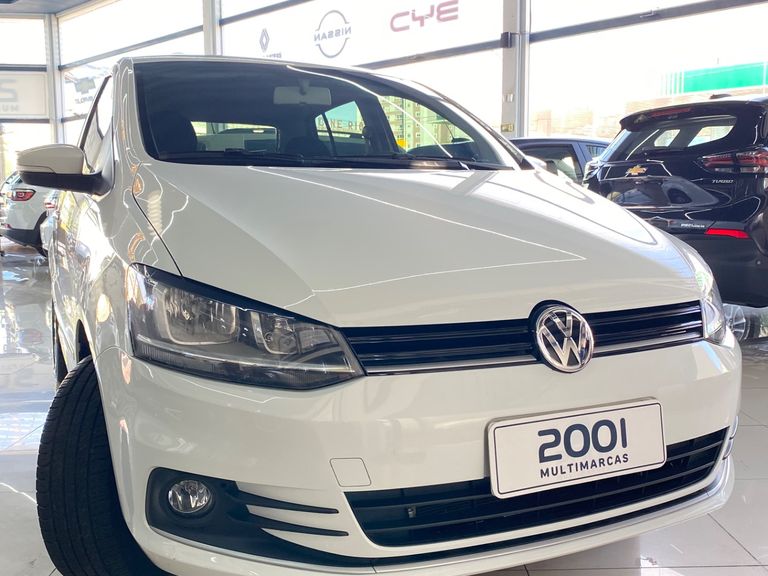 VolksWagen Fox Connect 1.6 Flex 8V 5p