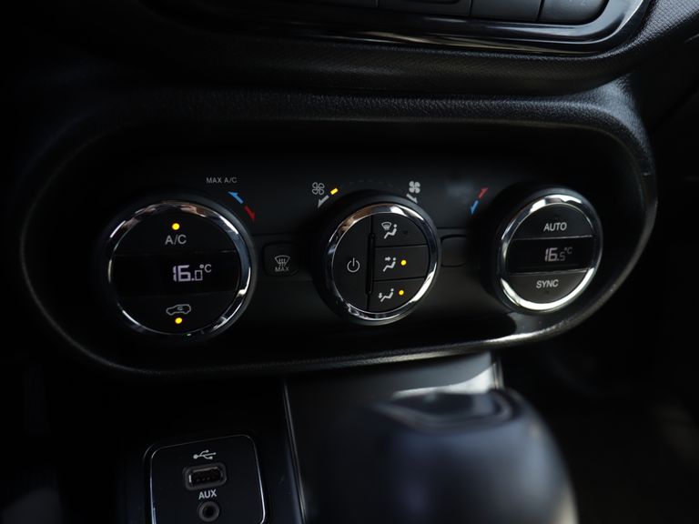 Fiat Toro Freedom 1.8 16V Flex Aut.
