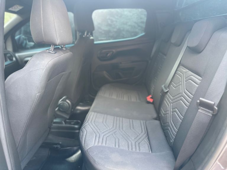 Fiat Strada Freedom 1.3 Flex 8V CD